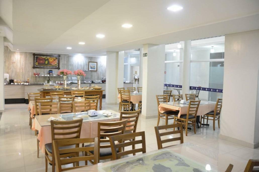Santa Monica Palace Hotel Corumba Εξωτερικό φωτογραφία