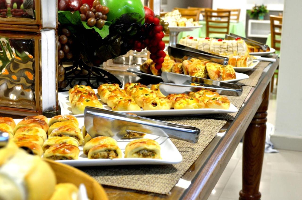 Santa Monica Palace Hotel Corumba Εξωτερικό φωτογραφία